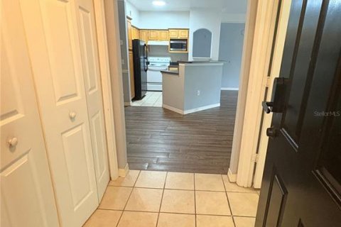 Condo in Orlando, Florida, 1 bedroom  № 2275641 - photo 3