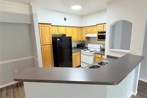 Condo in Orlando, Florida, 1 bedroom  № 2275641 - photo 8