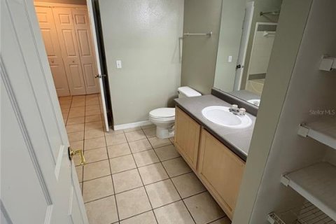 Condo in Orlando, Florida, 1 bedroom  № 2275641 - photo 15