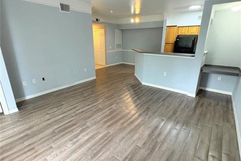 Condo in Orlando, Florida, 1 bedroom  № 2275641 - photo 12