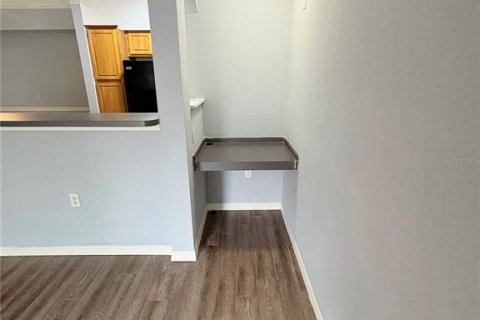 Condo in Orlando, Florida, 1 bedroom  № 2275641 - photo 18
