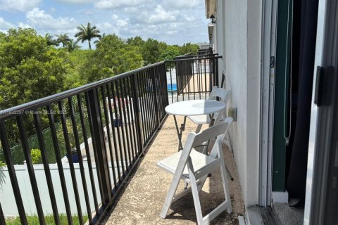 Townhouse in Homestead, Florida 4 bedrooms, 169.64 sq.m. № 1814420 - photo 15