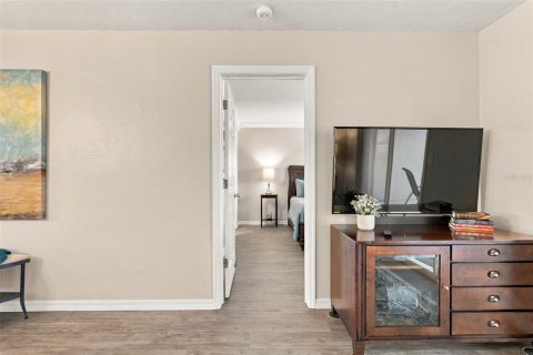 Copropriété à vendre à Lake Suzy, Floride: 2 chambres, 98.85 m2 № 2381064 - photo 17