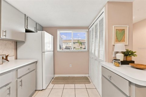 Copropriété à vendre à Lake Suzy, Floride: 2 chambres, 98.85 m2 № 2381064 - photo 9