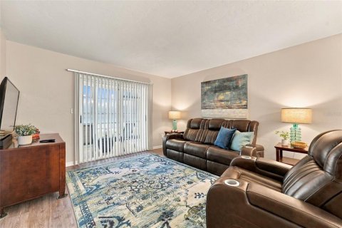 Copropriété à vendre à Lake Suzy, Floride: 2 chambres, 98.85 m2 № 2381064 - photo 13
