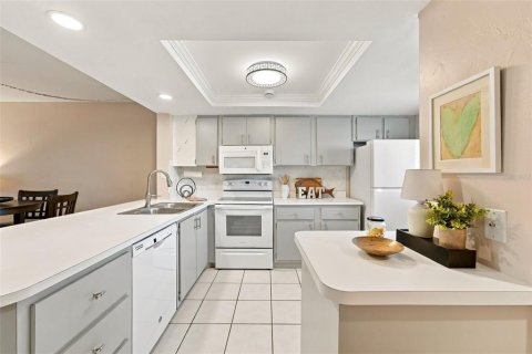 Copropriété à vendre à Lake Suzy, Floride: 2 chambres, 98.85 m2 № 2381064 - photo 7
