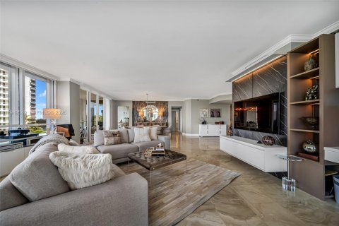 Condo in Aventura, Florida, 2 bedrooms  № 2007600 - photo 7