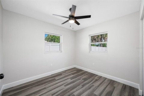 Casa en venta en Saint Petersburg, Florida, 3 dormitorios, 95.88 m2 № 1826781 - foto 26