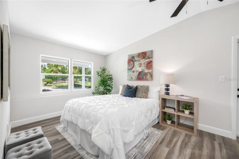 Casa en venta en Saint Petersburg, Florida, 3 dormitorios, 95.88 m2 № 1826781 - foto 16