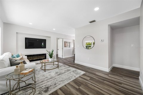 Casa en venta en Saint Petersburg, Florida, 3 dormitorios, 95.88 m2 № 1826781 - foto 5