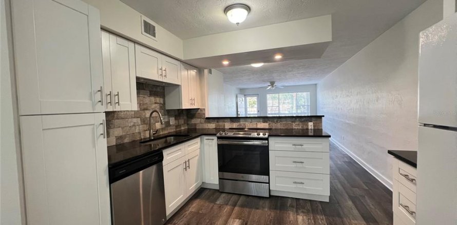 Condo à Clearwater, Floride, 2 chambres № 1732672