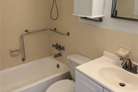 Condo in Clearwater, Florida, 2 bedrooms  № 1732672 - photo 6