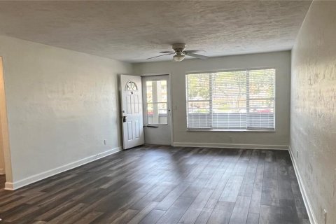 Condo in Clearwater, Florida, 2 bedrooms  № 1732672 - photo 4