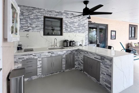 Villa ou maison à vendre à Homestead, Floride: 4 chambres, 123.93 m2 № 1998931 - photo 13