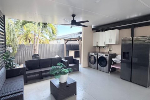 Villa ou maison à vendre à Homestead, Floride: 4 chambres, 123.93 m2 № 1998931 - photo 15