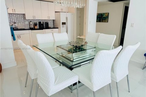 Купить кондоминиум в Санни-Айлс-Бич, Флорида 2 спальни, 139.82м2, № 1986737 - фото 7