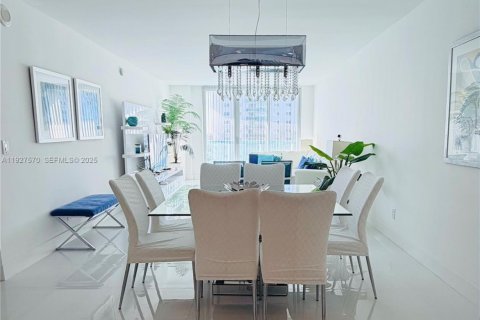 Купить кондоминиум в Санни-Айлс-Бич, Флорида 2 спальни, 139.82м2, № 1986737 - фото 10