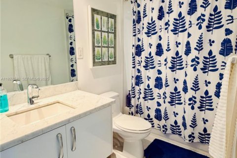 Купить кондоминиум в Санни-Айлс-Бич, Флорида 2 спальни, 139.82м2, № 1986737 - фото 15