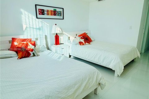 Купить кондоминиум в Санни-Айлс-Бич, Флорида 2 спальни, 139.82м2, № 1986737 - фото 18