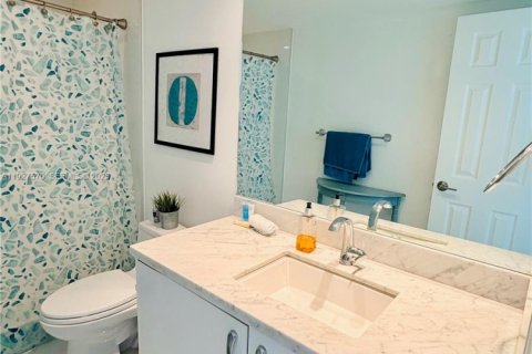 Купить кондоминиум в Санни-Айлс-Бич, Флорида 2 спальни, 139.82м2, № 1986737 - фото 20