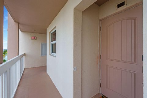 Купить кондоминиум в Хиллсборо-Бич, Флорида 3 комнаты, 104.79м2, № 2254329 - фото 2