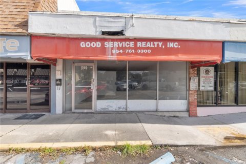 Immobilier commercial à vendre à Fort Lauderdale, Floride № 2010060 - photo 3