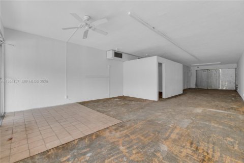 Immobilier commercial à vendre à Fort Lauderdale, Floride № 2010060 - photo 4