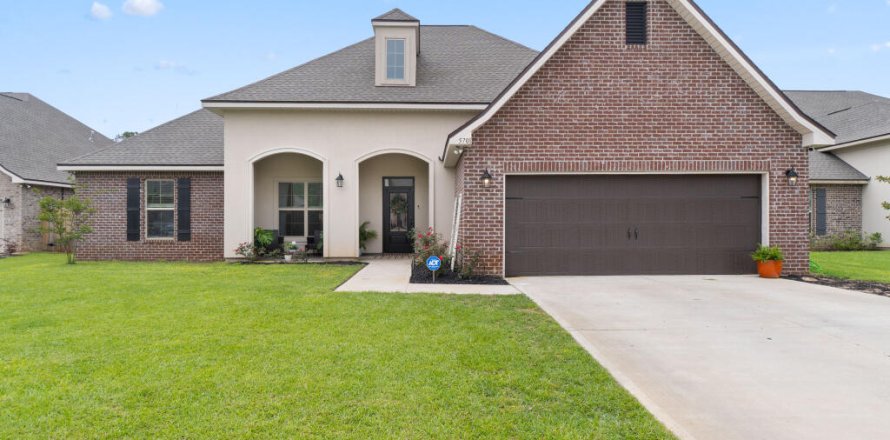 House in Gulf Breeze, Florida 4 bedrooms, 279.73 sq.m. № 562427