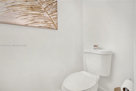 Touwnhouse à louer à Weston, Floride: 4 chambres, 160.54 m2 № 2032381 - photo 18