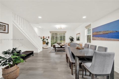 Touwnhouse à louer à Weston, Floride: 4 chambres, 160.54 m2 № 2032381 - photo 3