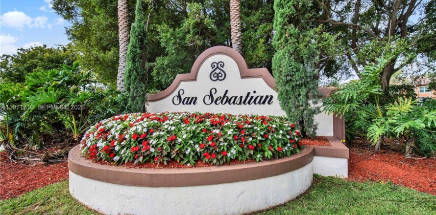 Touwnhouse à Weston, Floride 4 chambres, 160.54 m2 № 2032381