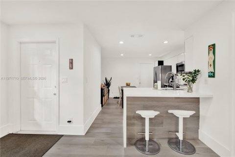 Touwnhouse à louer à Weston, Floride: 4 chambres, 160.54 m2 № 2032381 - photo 6