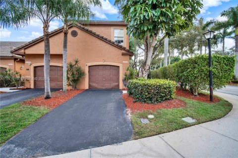 Touwnhouse à louer à Weston, Floride: 4 chambres, 160.54 m2 № 2032381 - photo 2