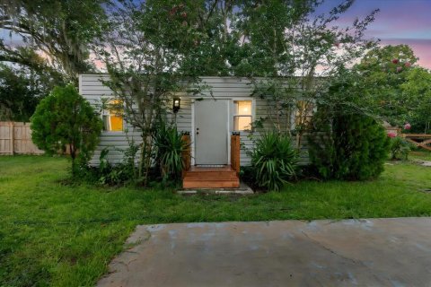 House in Inverness, Florida 1 bedroom, 37.16 sq.m. № 2104911