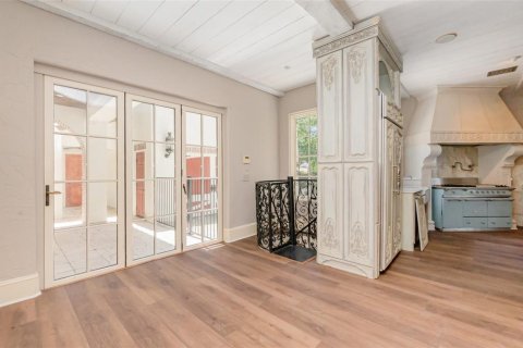 House in Winter Park, Florida 4 bedrooms, 322.74 sq.m. № 1743004 - photo 17