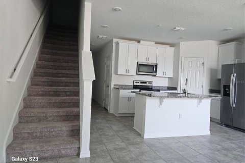 Touwnhouse à vendre à Orlando, Floride: 3 chambres, 125.98 m2 № 1917086 - photo 7