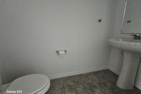 Touwnhouse à vendre à Orlando, Floride: 3 chambres, 125.98 m2 № 1917086 - photo 6