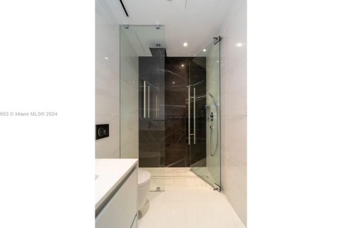 Condo in Miami, Florida, 2 bedrooms № 1933837 - photo 29