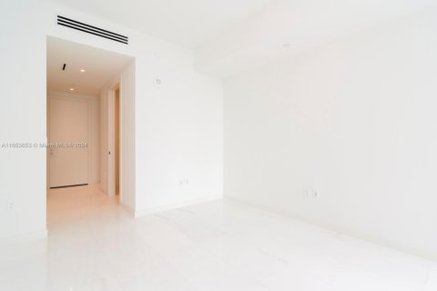 Condo in Miami, Florida, 2 bedrooms № 1933837 - photo 20