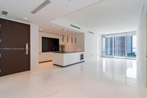 Condo in Miami, Florida, 2 bedrooms № 1933837 - photo 7