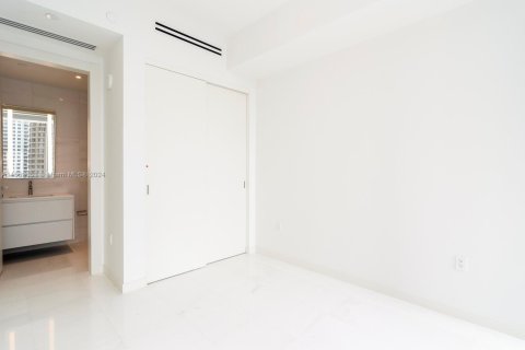 Condo in Miami, Florida, 2 bedrooms № 1933837 - photo 27