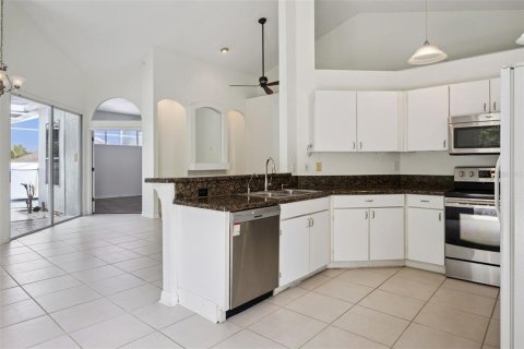 Casa en venta en Davenport, Florida, 3 dormitorios, 124.86 m2 № 2341504 - foto 9