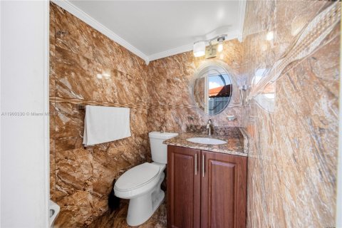 Купить виллу или дом в Майами, Флорида 3 спальни, 115.2м2, № 1952136 - фото 29