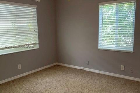 House in Oakland Park, Florida 3 bedrooms, 109.44 sq.m. № 1790540 - photo 12