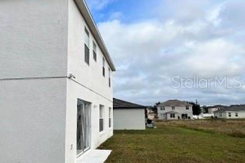 Villa ou maison à louer à Kissimmee, Floride: 3 chambres, 200.11 m2 № 2156555 - photo 2