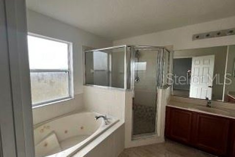 Villa ou maison à louer à Kissimmee, Floride: 3 chambres, 200.11 m2 № 2156555 - photo 12