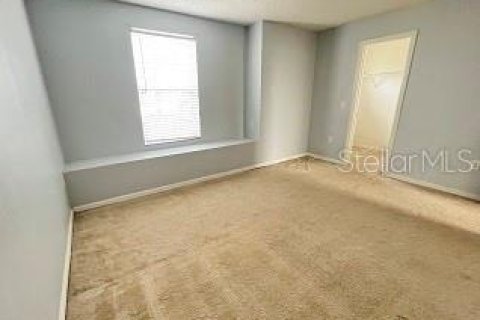 Villa ou maison à louer à Kissimmee, Floride: 3 chambres, 200.11 m2 № 2156555 - photo 3