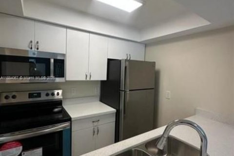 Condominio en venta en Coral Springs, Florida, 2 dormitorios, 86.68 m2 № 1931627 - foto 29