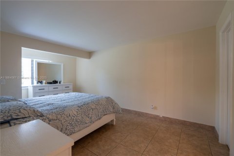 Condominio en venta en Coral Springs, Florida, 2 dormitorios, 86.68 m2 № 1931627 - foto 13