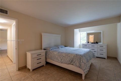 Condominio en venta en Coral Springs, Florida, 2 dormitorios, 86.68 m2 № 1931627 - foto 15
